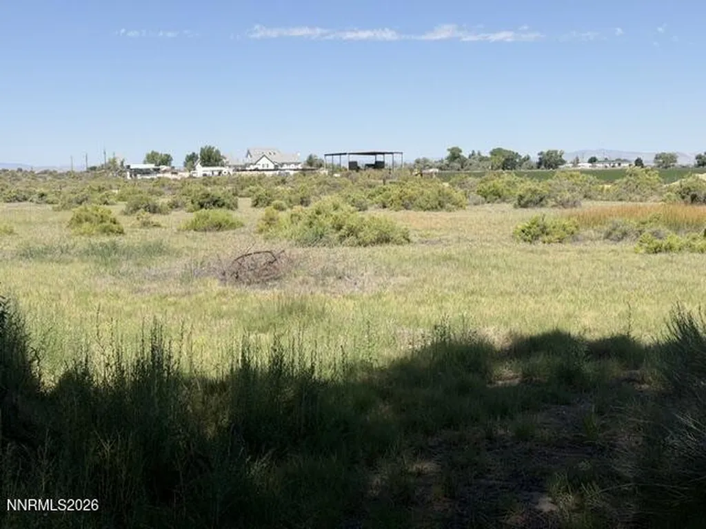 2195 Old River Fallon NV 89406