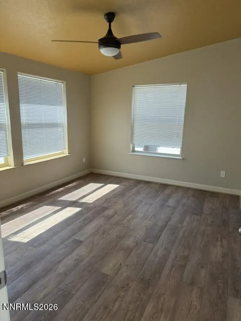 2195 Old River Fallon NV 89406