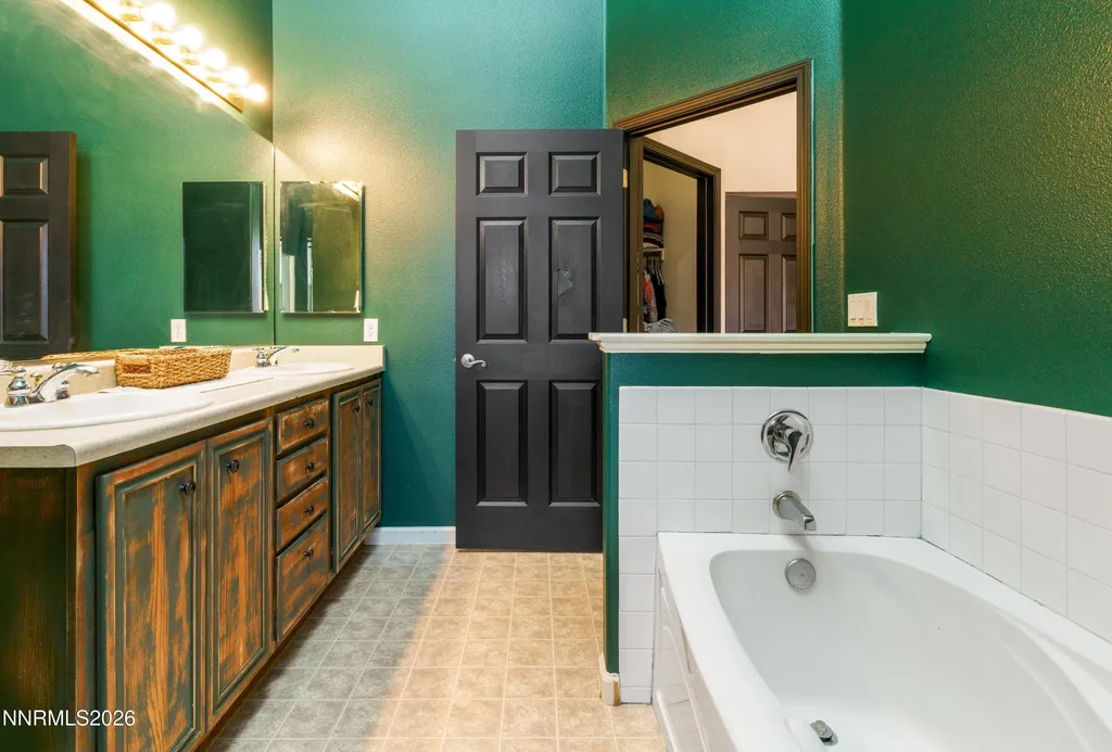 454 Mallard Fernley NV 89408