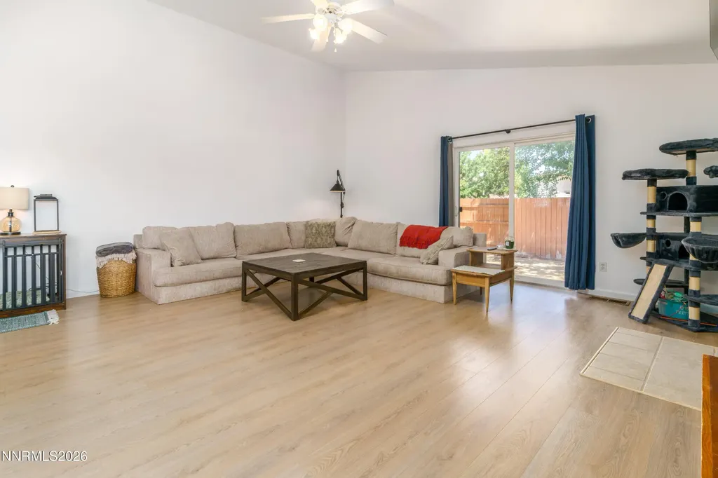 454 Mallard Fernley NV 89408