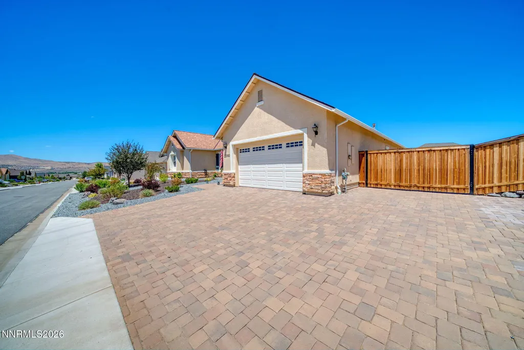 11562 Hacienda Ridge Sparks NV 89441