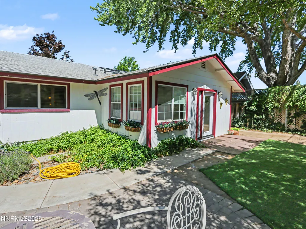 1548 Wildrose Minden NV 89423