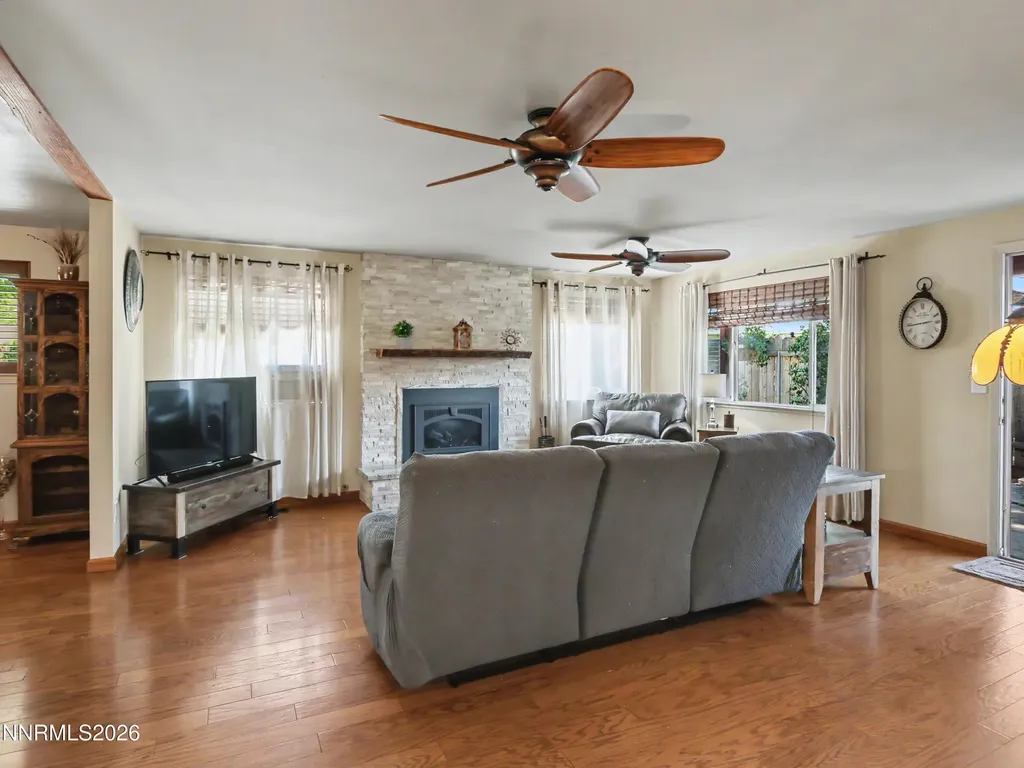 1548 Wildrose Minden NV 89423