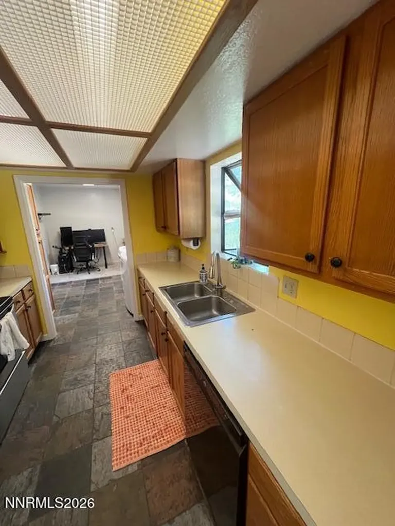 880 Pennsylvania Reno NV 89503