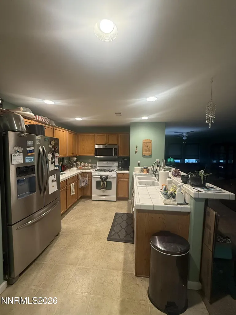 1394 Pin Oak Gardnerville NV 89410