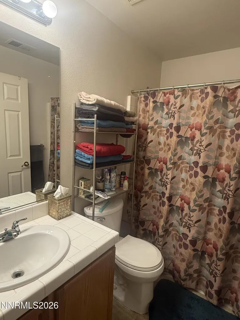1394 Pin Oak Gardnerville NV 89410