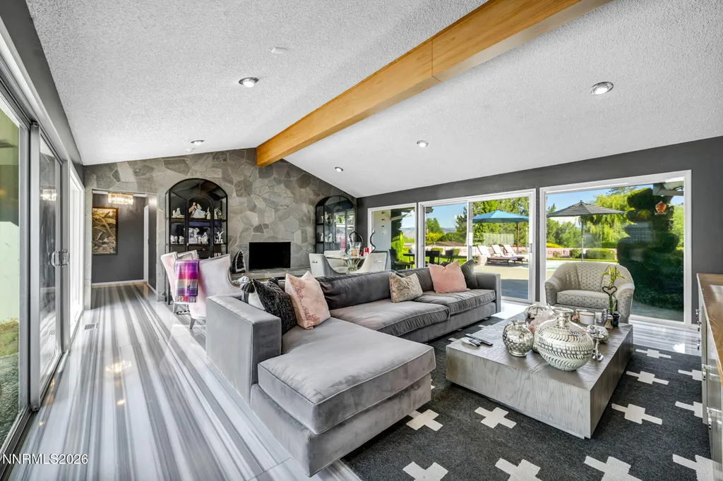 1850 View Crest Reno NV 89511