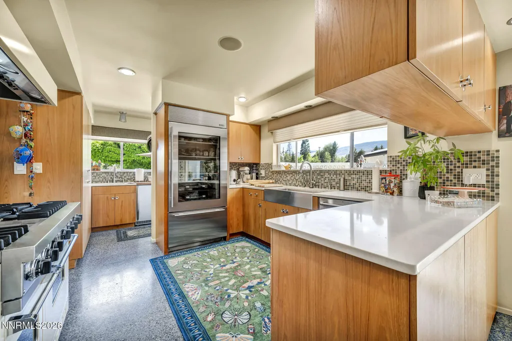 1850 View Crest Reno NV 89511