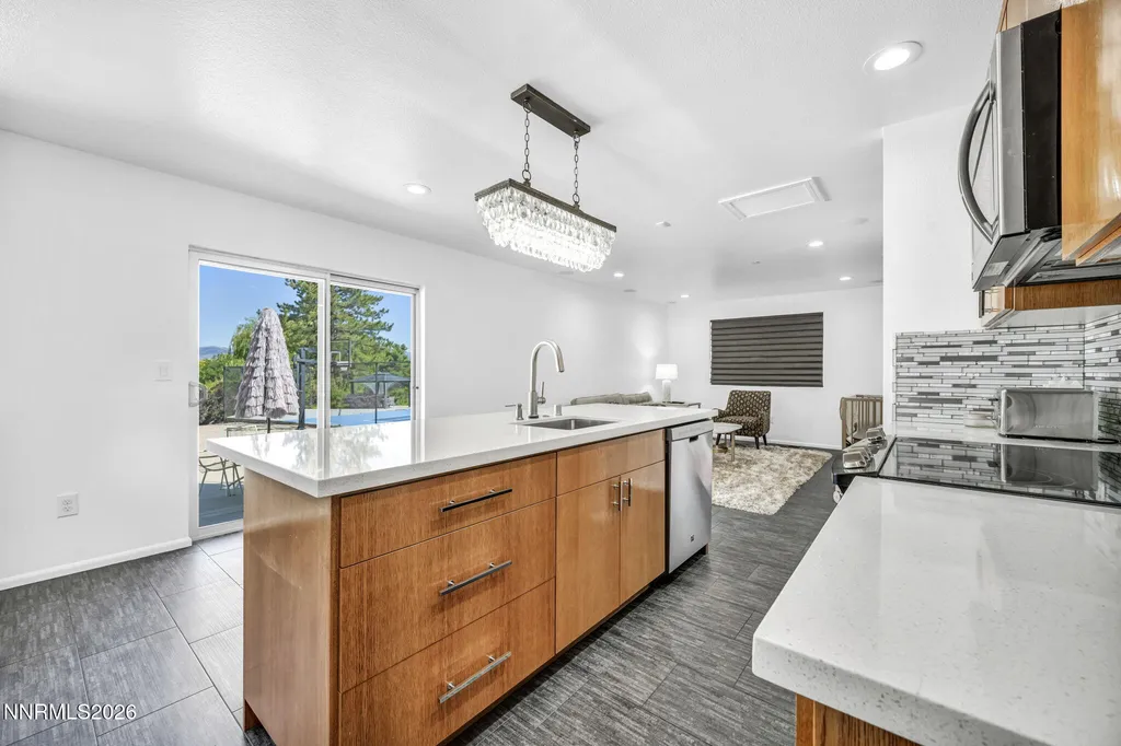1850 View Crest Reno NV 89511