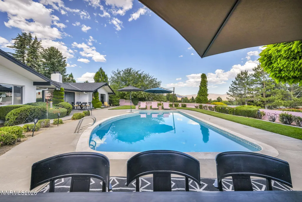 1850 View Crest Reno NV 89511