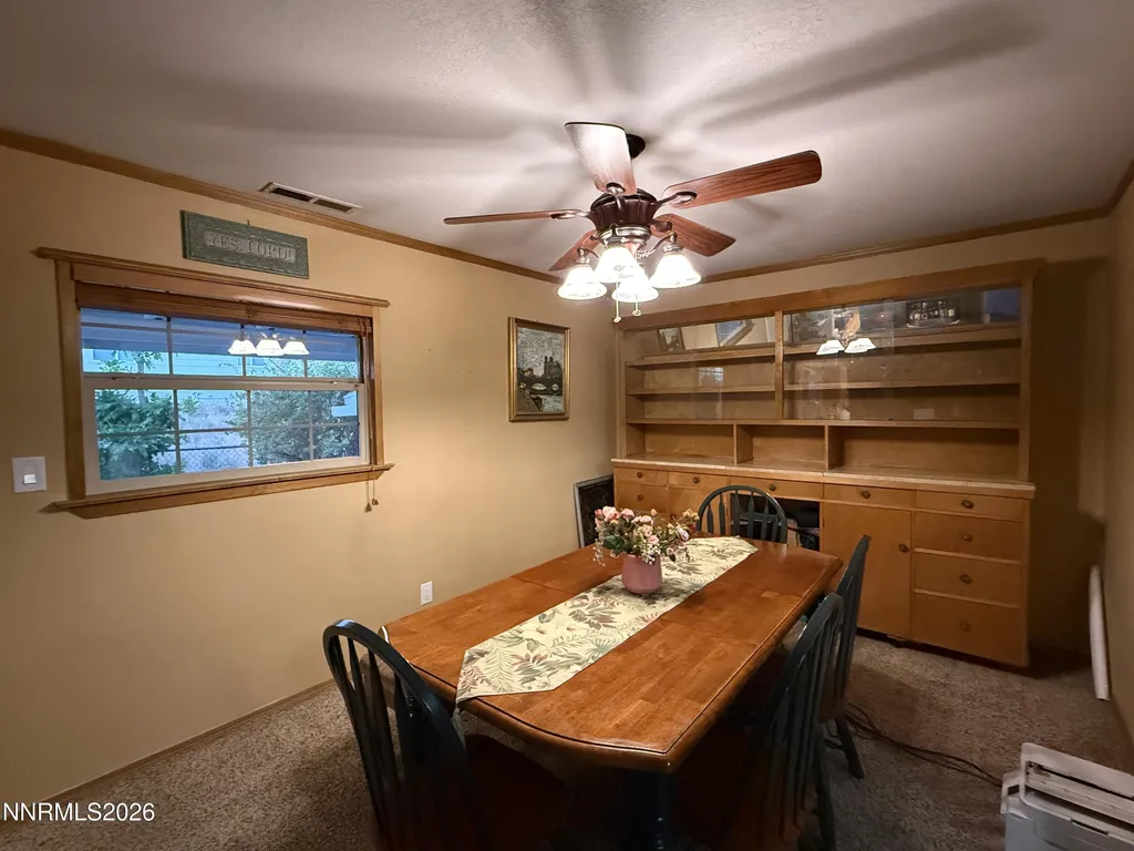 1438 Topaz Gardnerville NV 89460