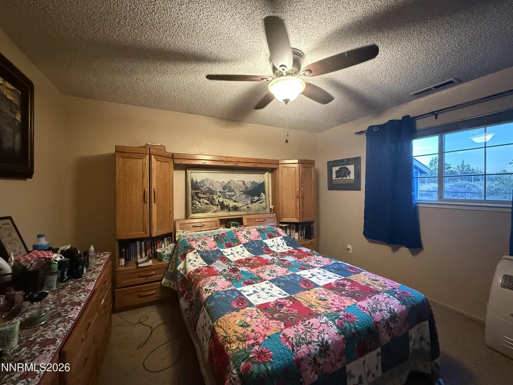 1438 Topaz Gardnerville NV 89460