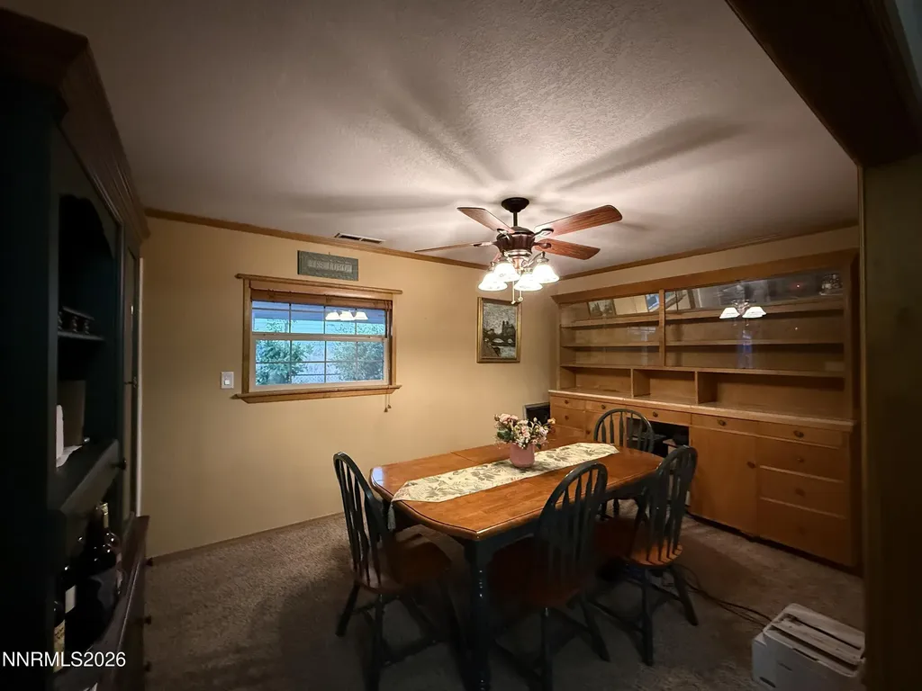 1438 Topaz Gardnerville NV 89460