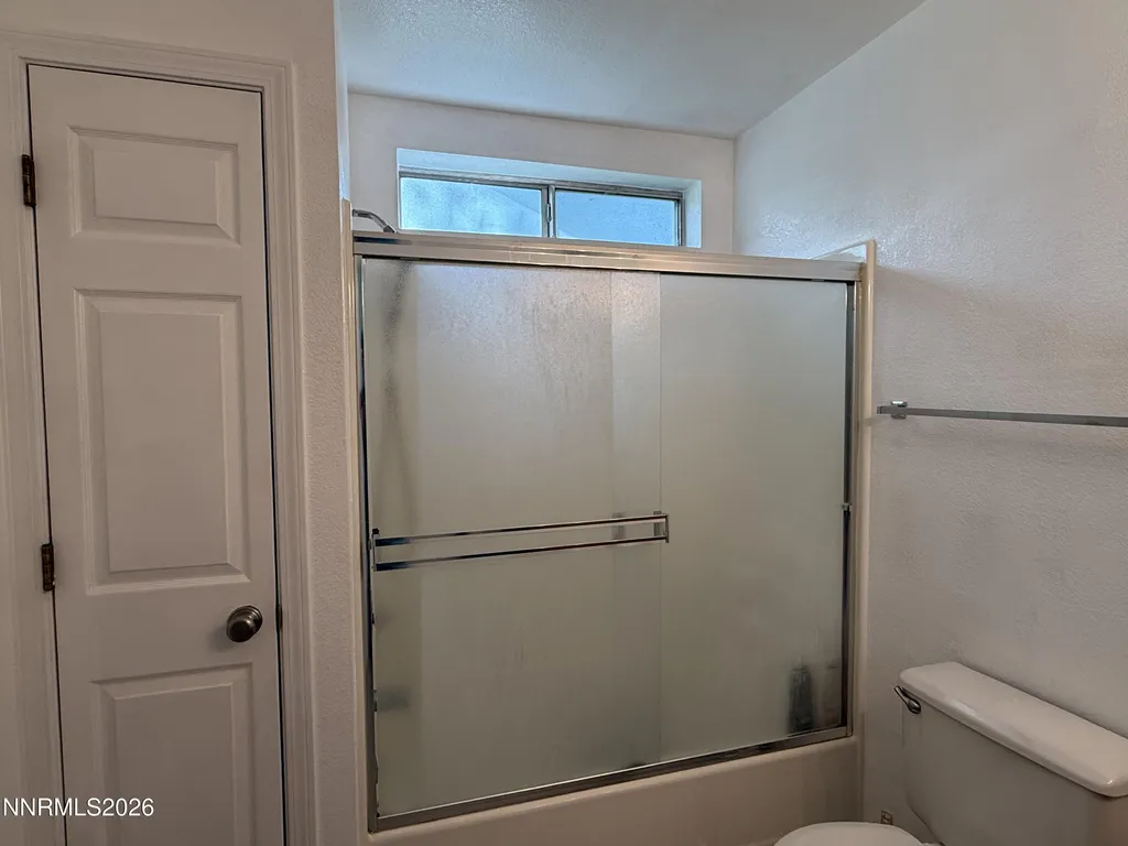 1438 Topaz Gardnerville NV 89460