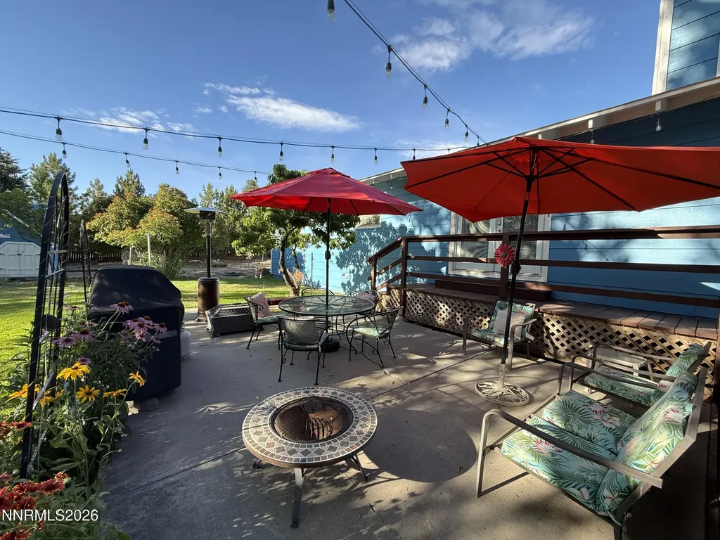 1438 Topaz Gardnerville NV 89460