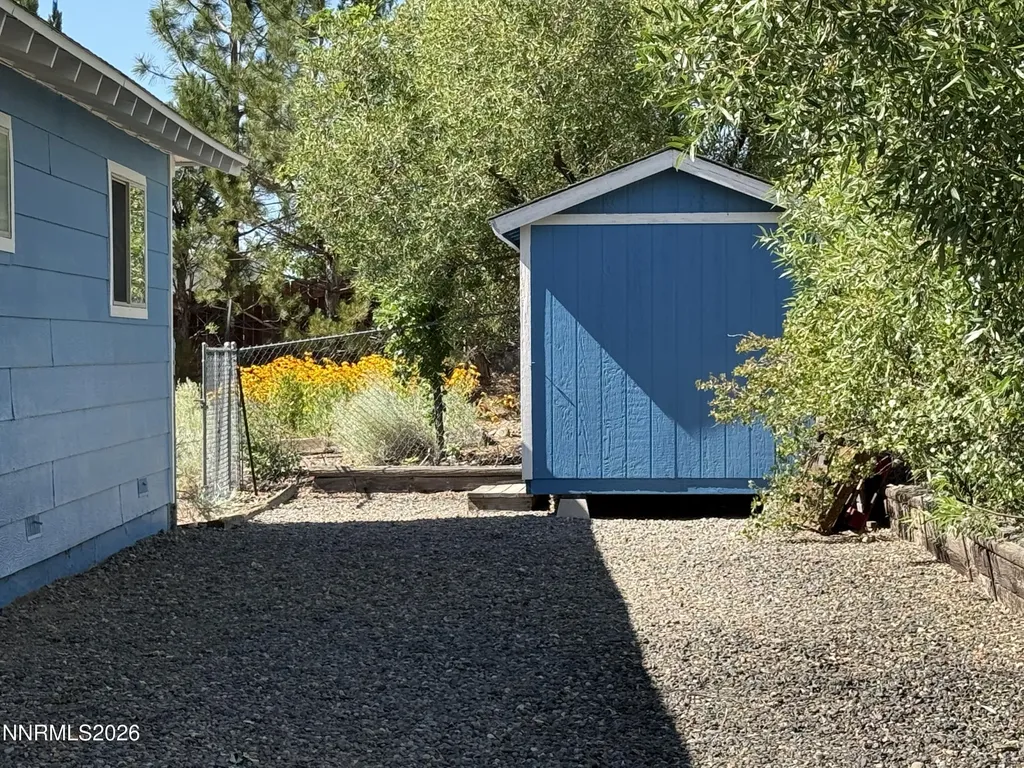 1438 Topaz Gardnerville NV 89460