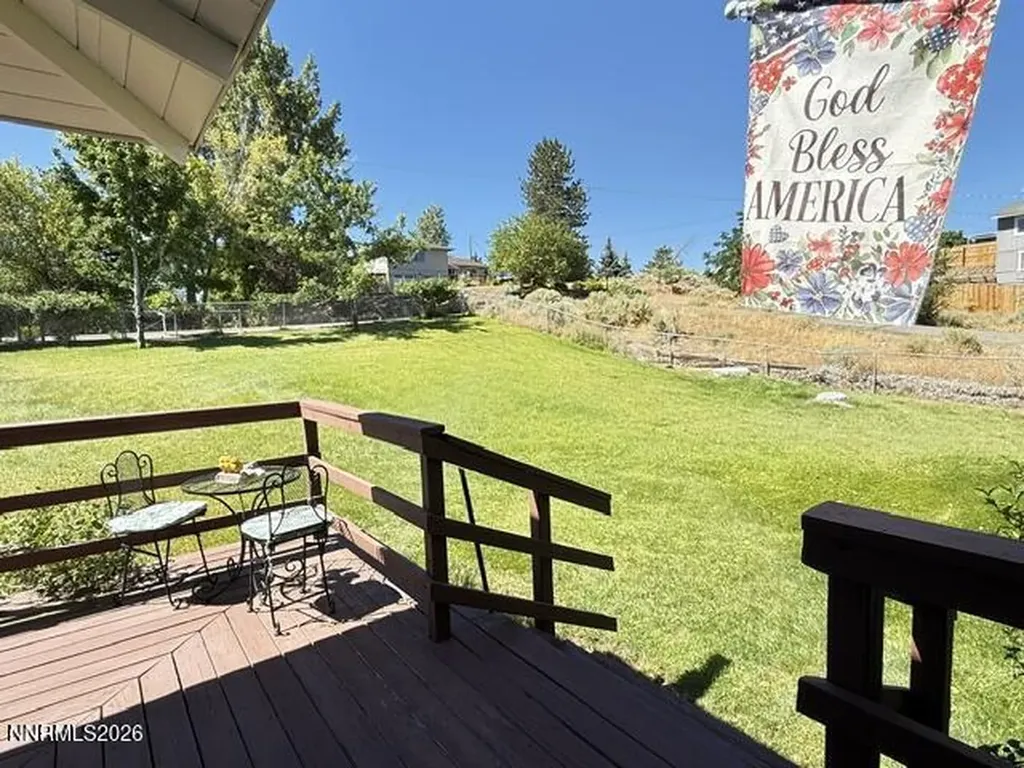 1438 Topaz Gardnerville NV 89460