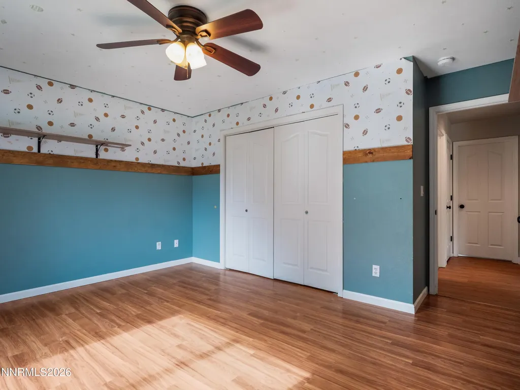 2556 Henning Minden NV 89423