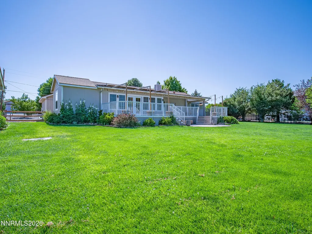 2556 Henning Minden NV 89423