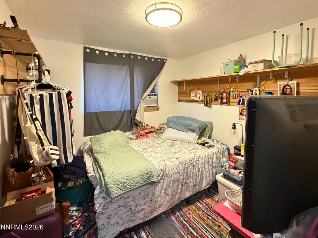 215 Allen Fallon NV 89406