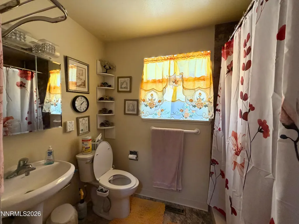 215 Allen Fallon NV 89406