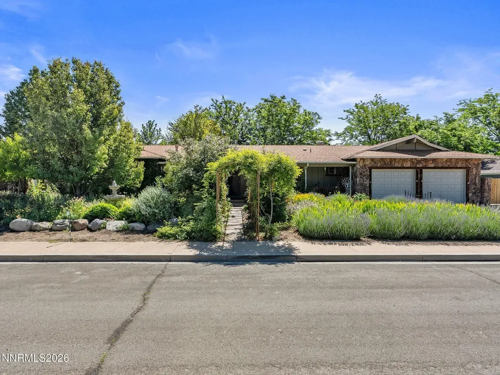 1621 Andorra Carson City NV 89703