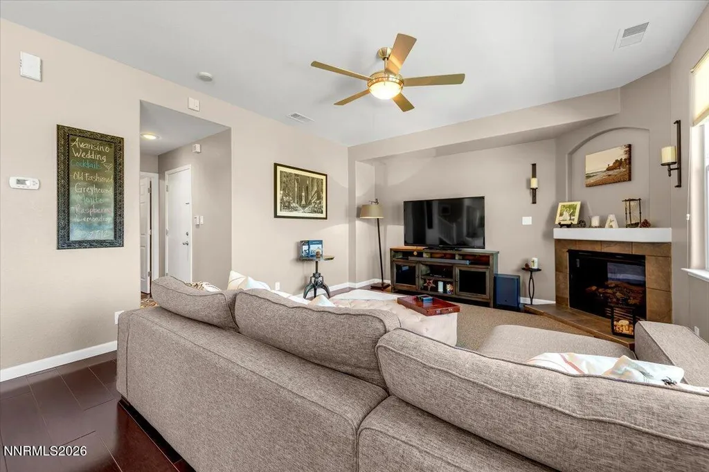 10749 Grayslake Reno NV 89521