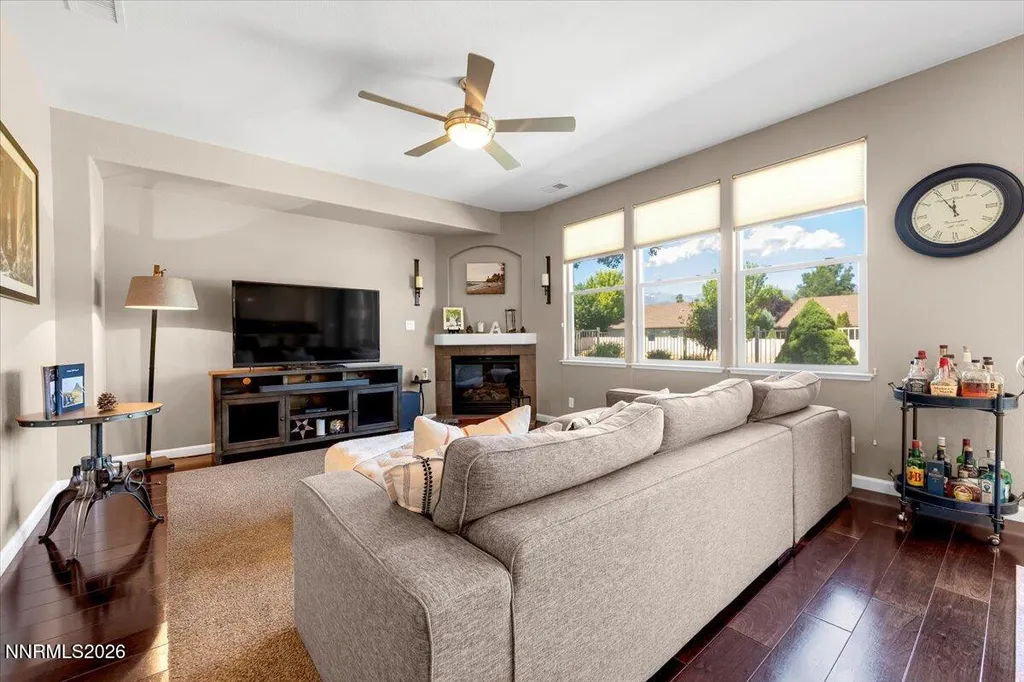 10749 Grayslake Reno NV 89521