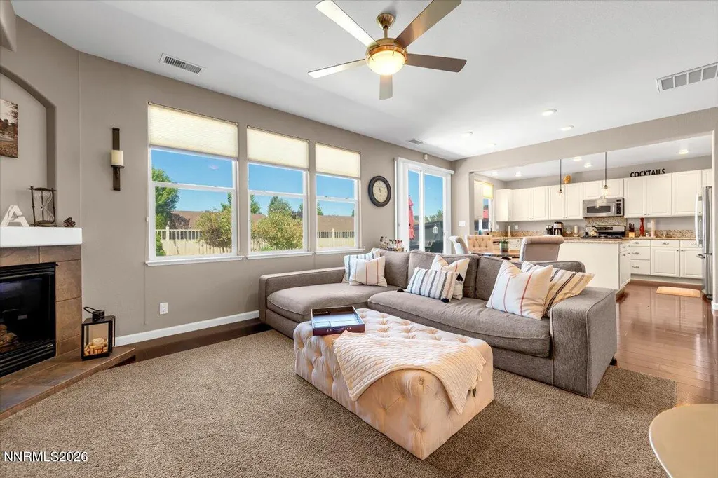 10749 Grayslake Reno NV 89521