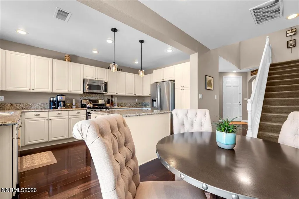 10749 Grayslake Reno NV 89521