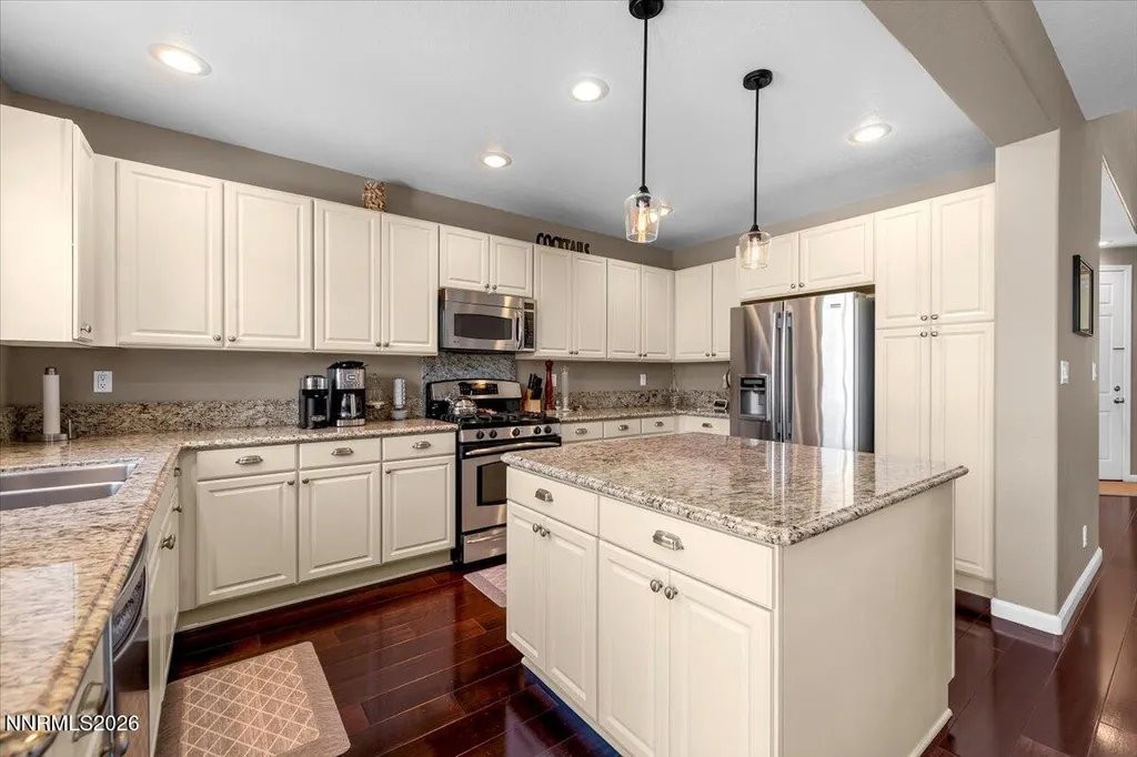 10749 Grayslake Reno NV 89521