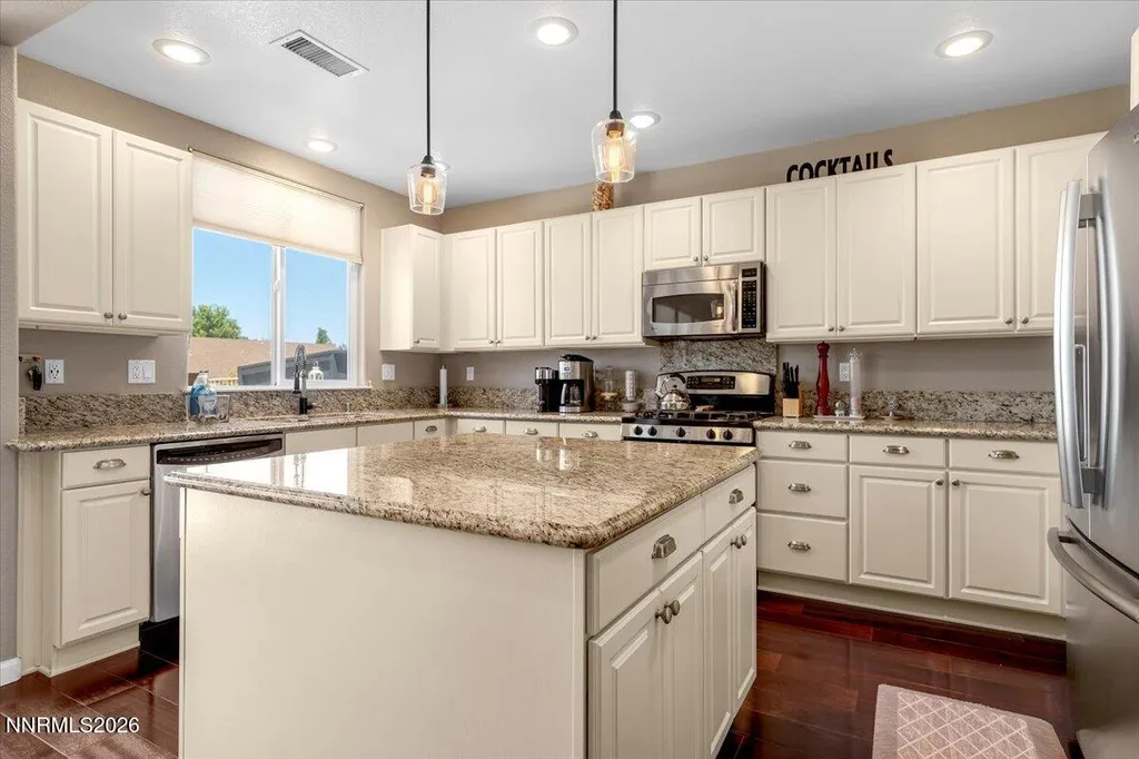 10749 Grayslake Reno NV 89521