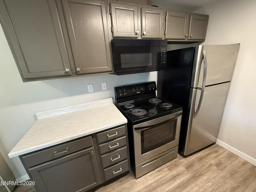 80 Vine Reno NV 89503