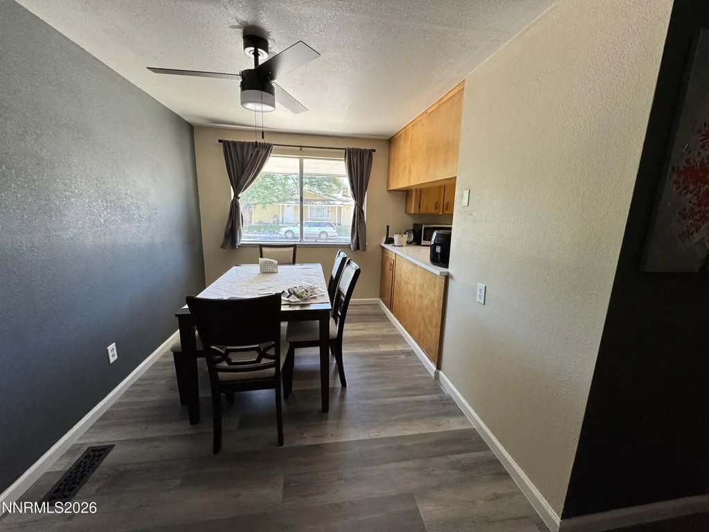 1332 Toiyabe Gardnerville NV 89410