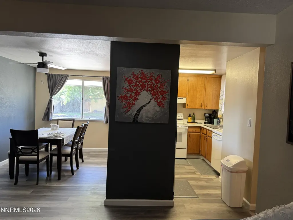 1332 Toiyabe Gardnerville NV 89410