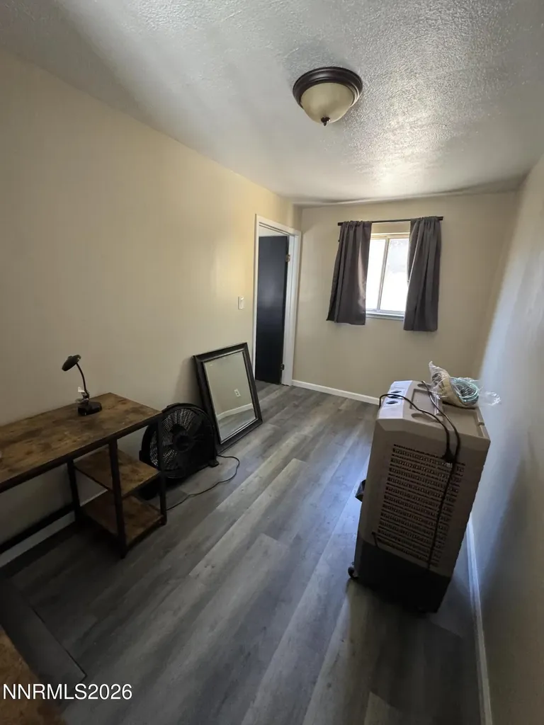 1332 Toiyabe Gardnerville NV 89410