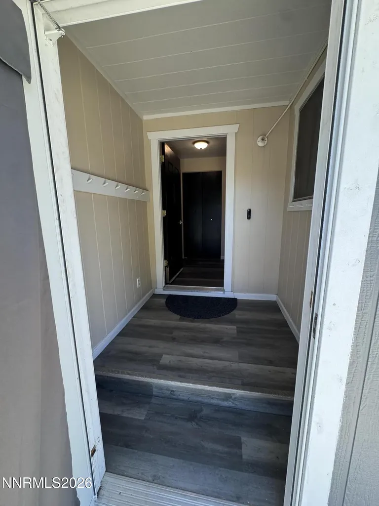 1332 Toiyabe Gardnerville NV 89410