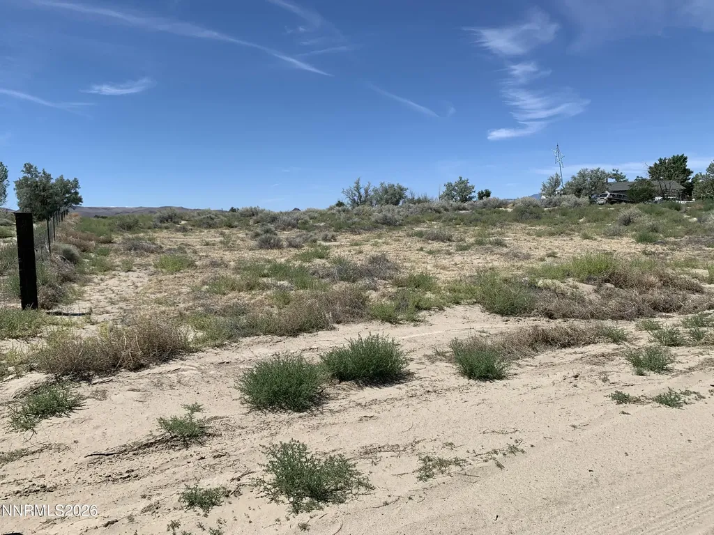 2905 8th Silver Springs NV 89429