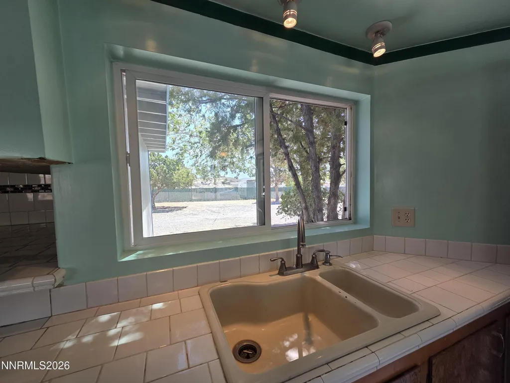 8 Martin Moundhouse NV 89706