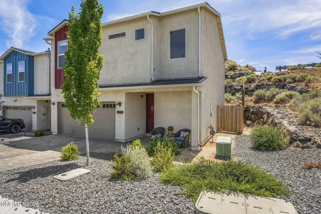4771 Falcon Rock Sun Valley NV 89433