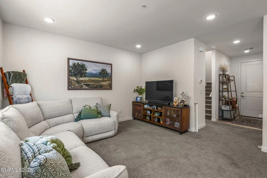 4771 Falcon Rock Sun Valley NV 89433