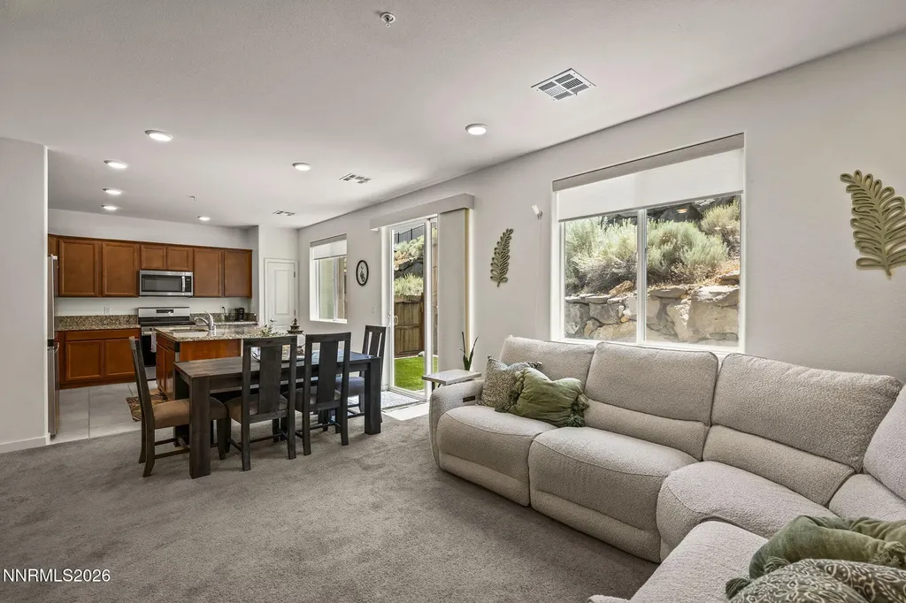 4771 Falcon Rock Sun Valley NV 89433