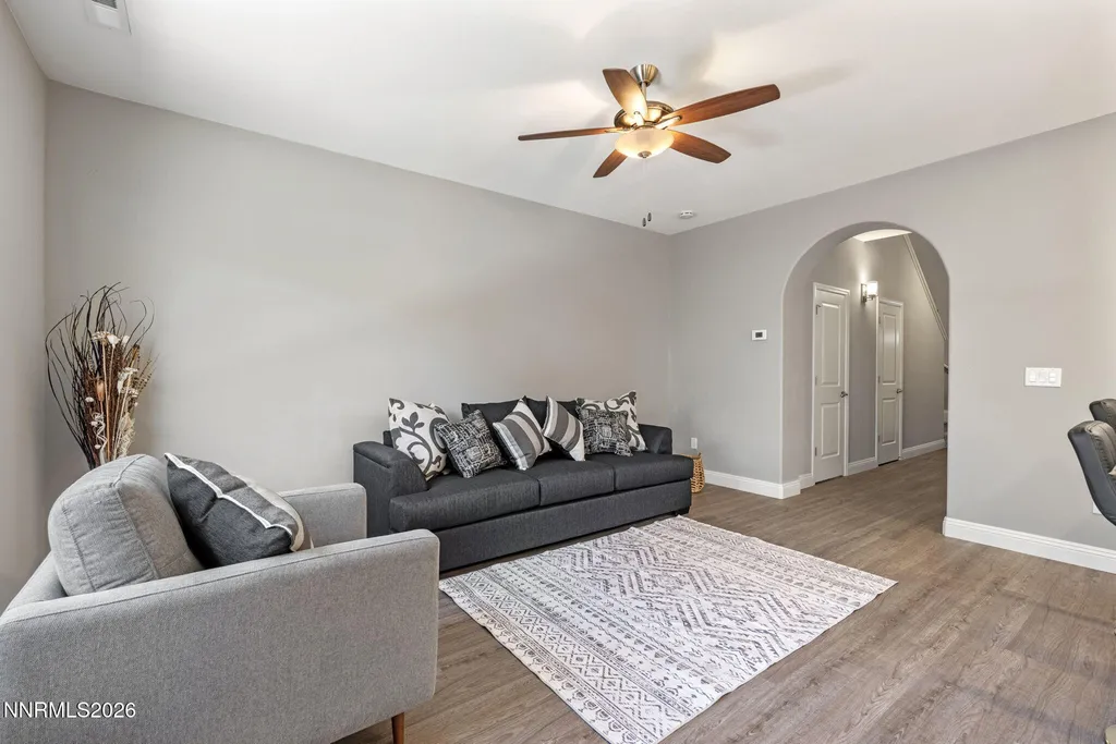 1302 Handelin Carson City NV 89706