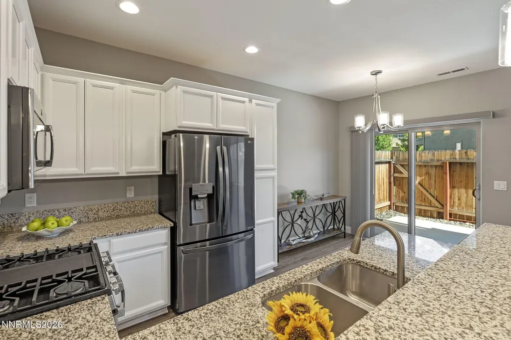 1302 Handelin Carson City NV 89706