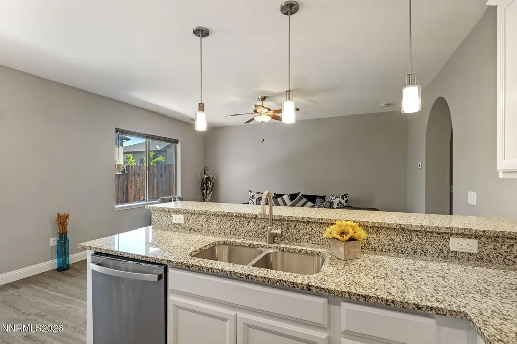 1302 Handelin Carson City NV 89706