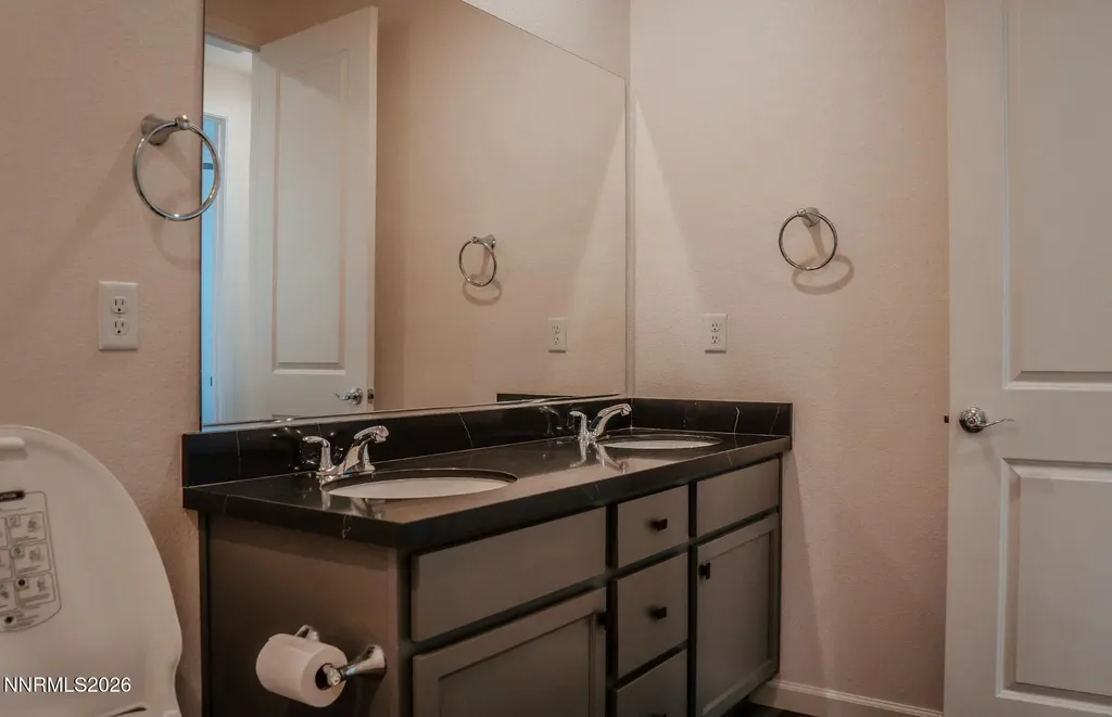 7729 Navasota Sparks NV 89436