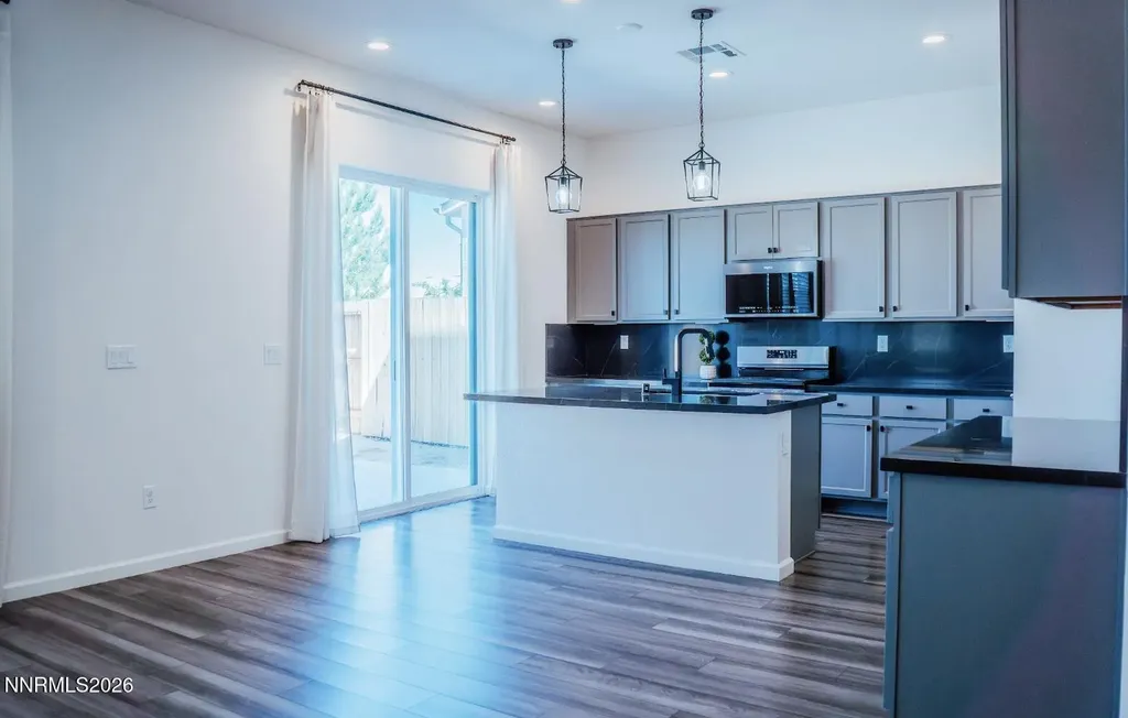 7729 Navasota Sparks NV 89436