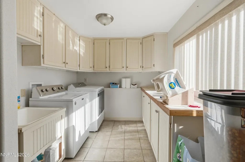 270 Shetland Reno NV 89508