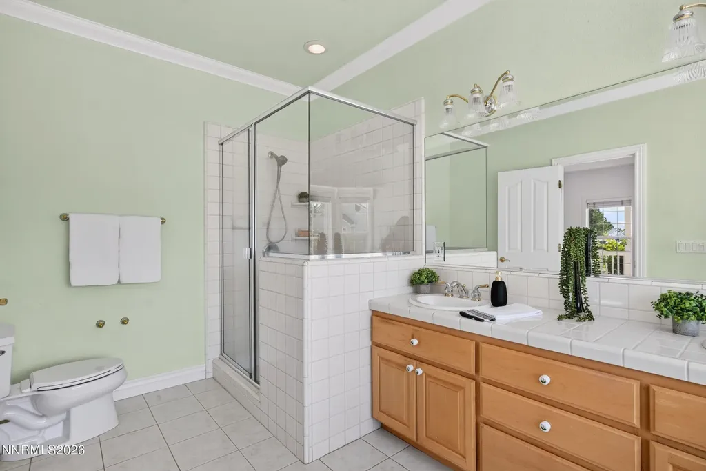 1175 Country Club Minden NV 89423