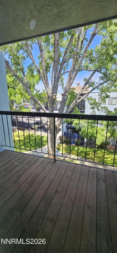 2700 Plumas Reno NV 89509